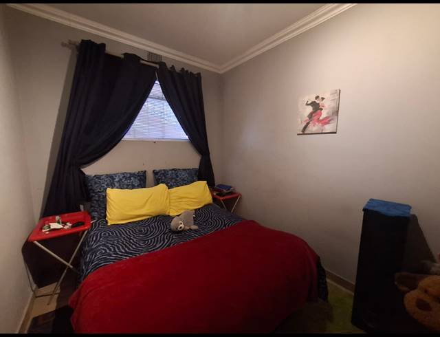 2 BEDROOM FLAT FOR SALE IN VANDERBIJLPARK CW 3